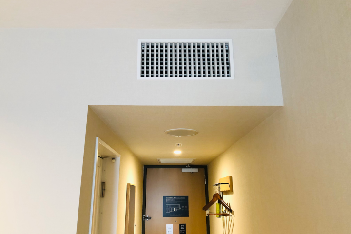 ビジネスホテル新築工事の電気設備/空調設備施工後